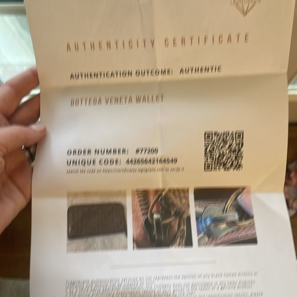 EUC Bottega Venetta Python zipper wallet with COA - Picture 10 of 10